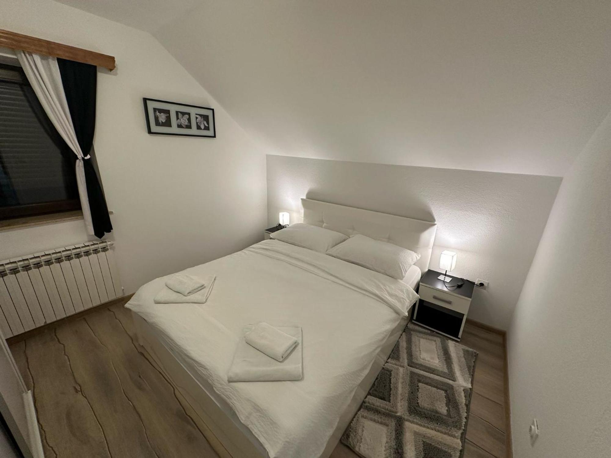 Apartment Rosandic Смолянац Екстериор снимка