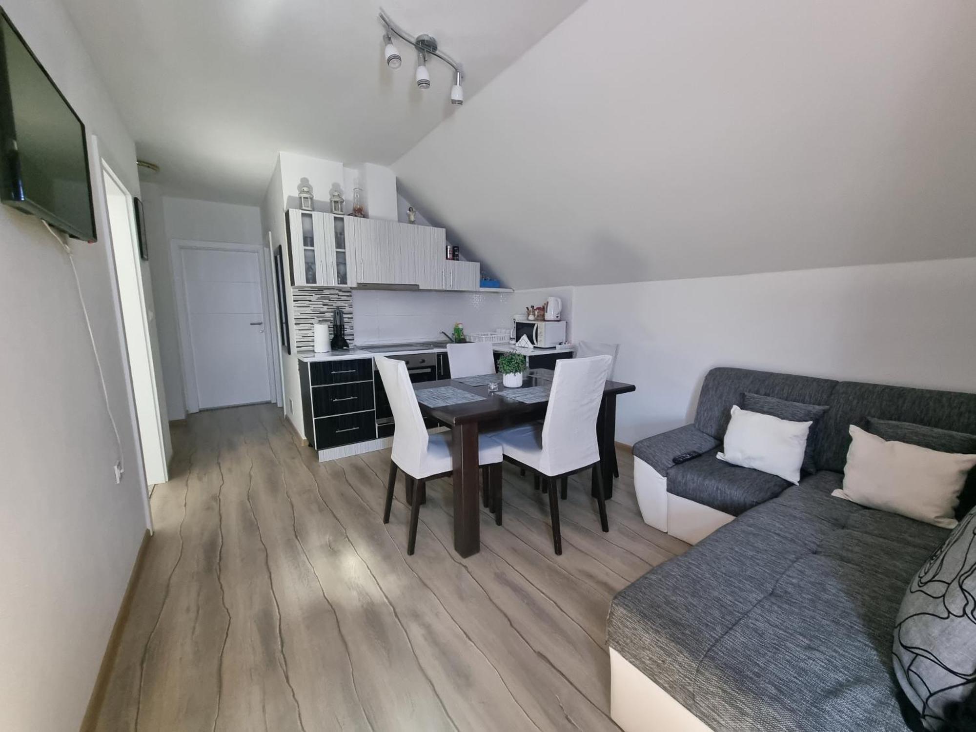 Apartment Rosandic Смолянац Екстериор снимка