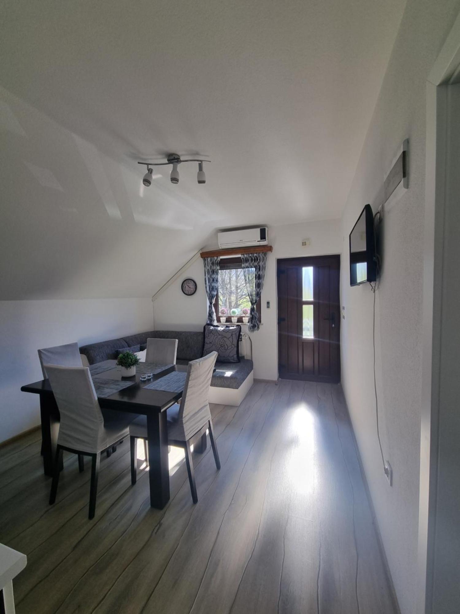 Apartment Rosandic Смолянац Екстериор снимка
